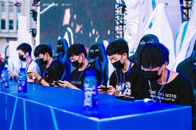 近几年类似 近几年类似