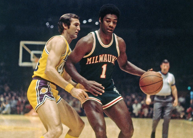 成为篮球历 成为篮球历